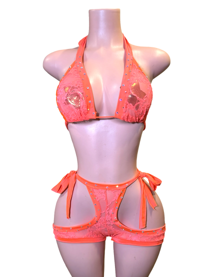 ADD RHINESTONES TO ANY OUTFIT